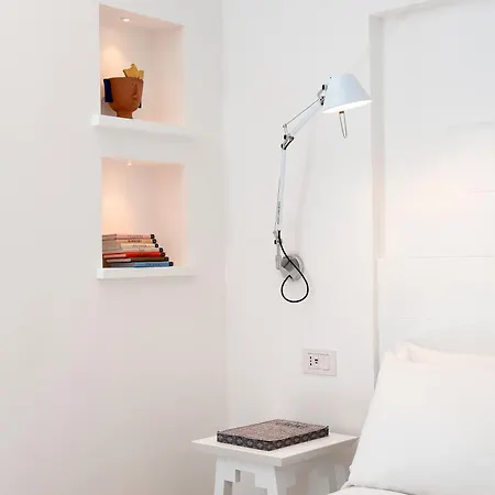 Tasso 41 House Center