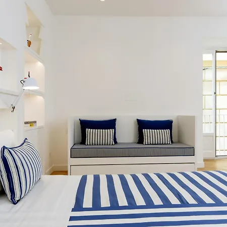 Tasso 41 House Center 4*