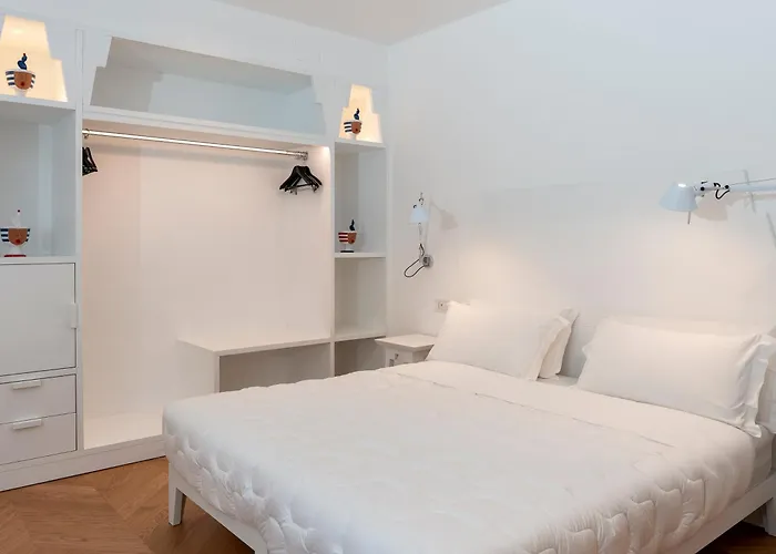 Tasso 41 House Center 4*